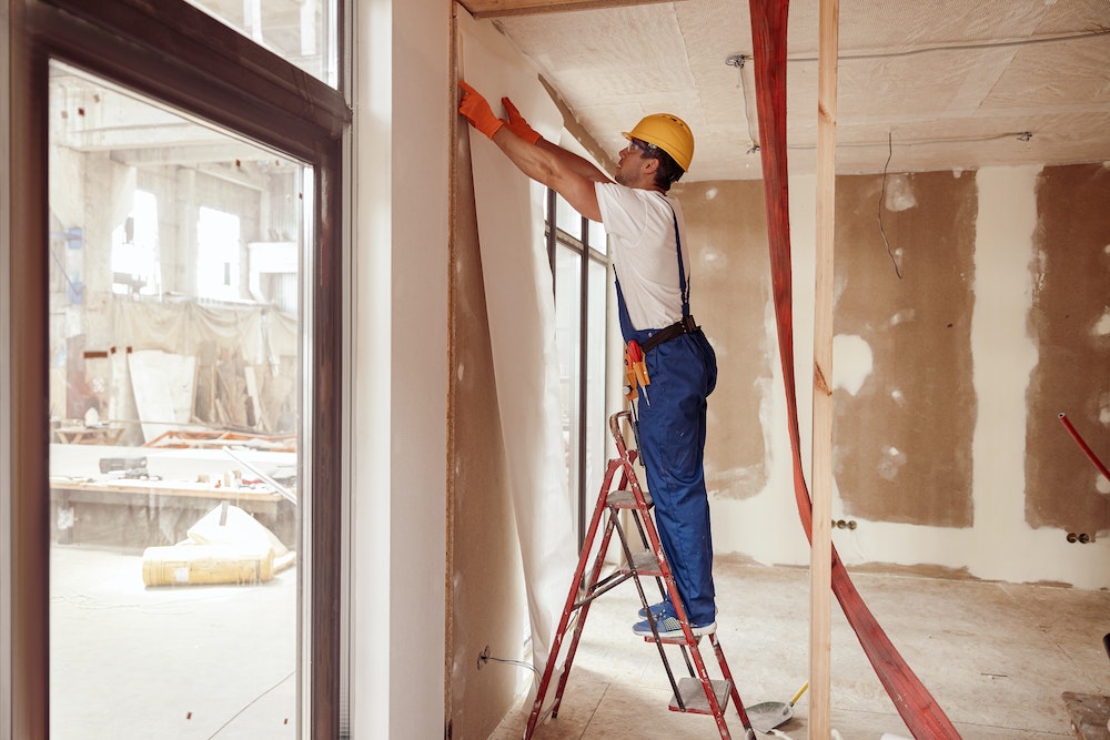 Constructeur de maison : un métier à la croisée de l'expertise, de la créativité et de la technicité